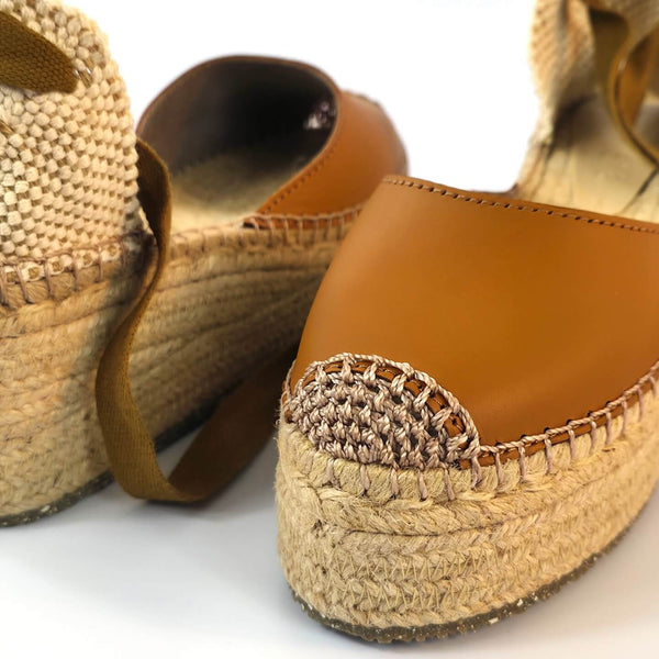 Flatform Sophia Salto Médio Caramelo